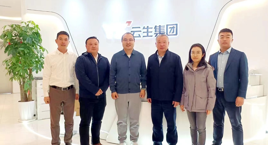 南京市秦淮区人社局领导一行莅临太阳GG娱乐集团走访交流