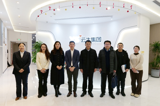 山东省淄博市人社局领导一行莅临太阳GG娱乐集团考察访问
