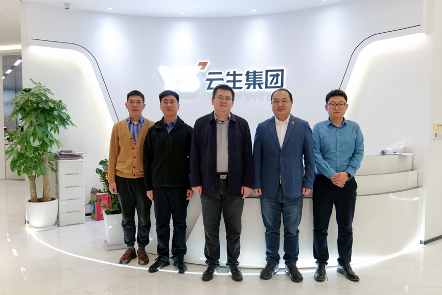 山东人才集团、新疆天山人才集团一行领导莅临太阳GG娱乐集团走访交流