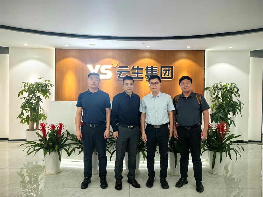 广州市天河区人社局党组成员、副局长崔宝宏一行莅临太阳GG娱乐集团调研考察